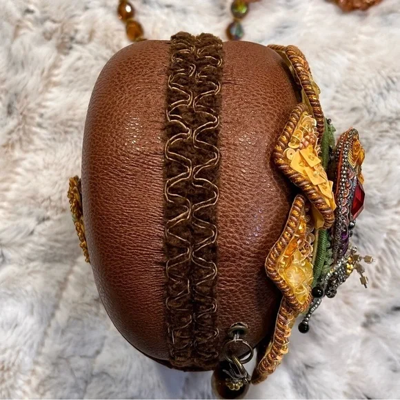 Mary Francis Bee Happy Beaded Crystal Jeweled Bumblebee Bag - Picture 7 of 16